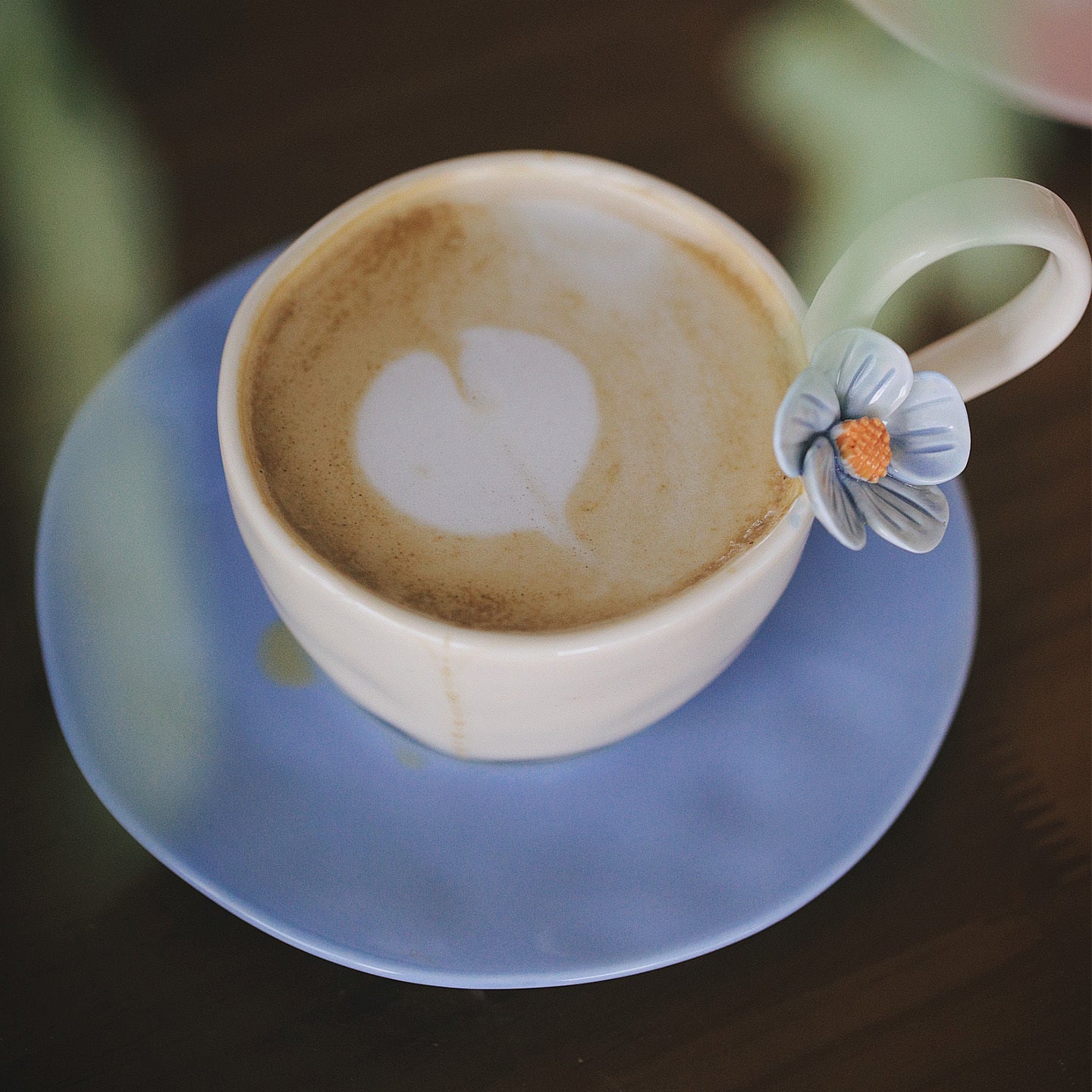 Fresh flower ceramic mugs and saucers