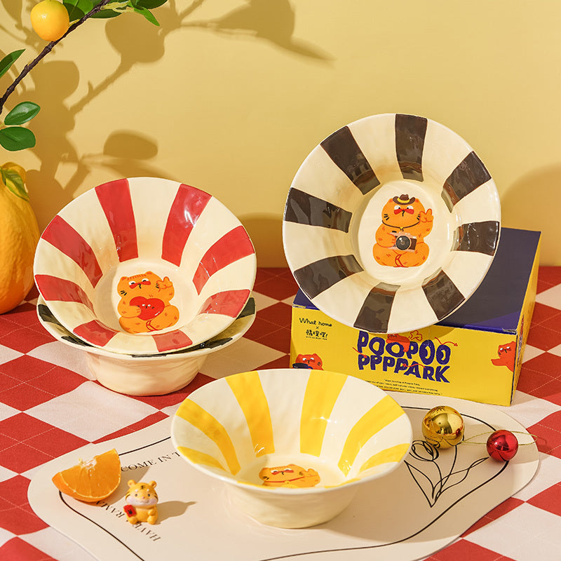 Colorful striped cat salad bowl