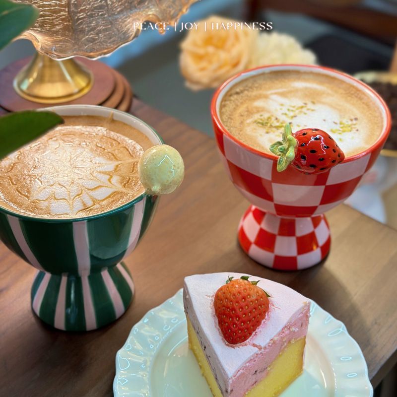 Handmade strawberry and lemon high-footed ceramic cup