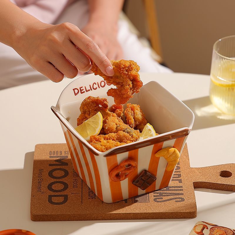 Croissant snack bowl