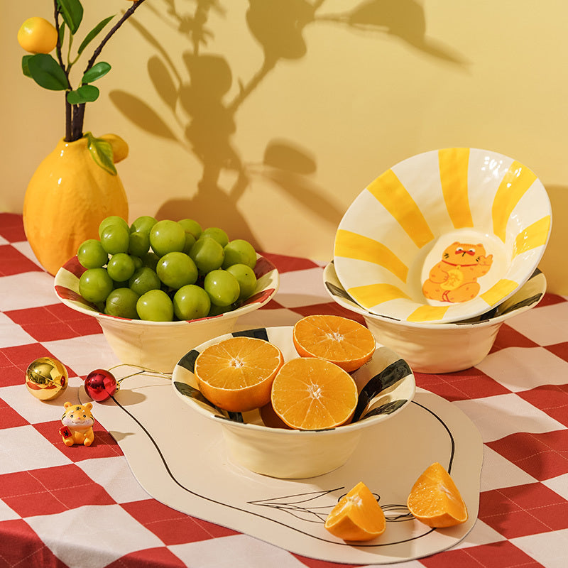 Colorful striped cat salad bowl