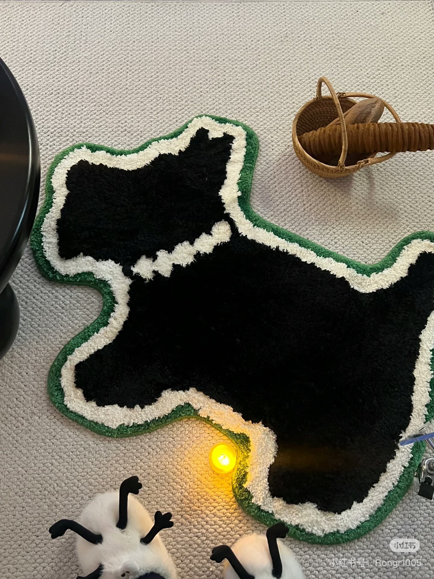 Schnauzer dog plush carpet