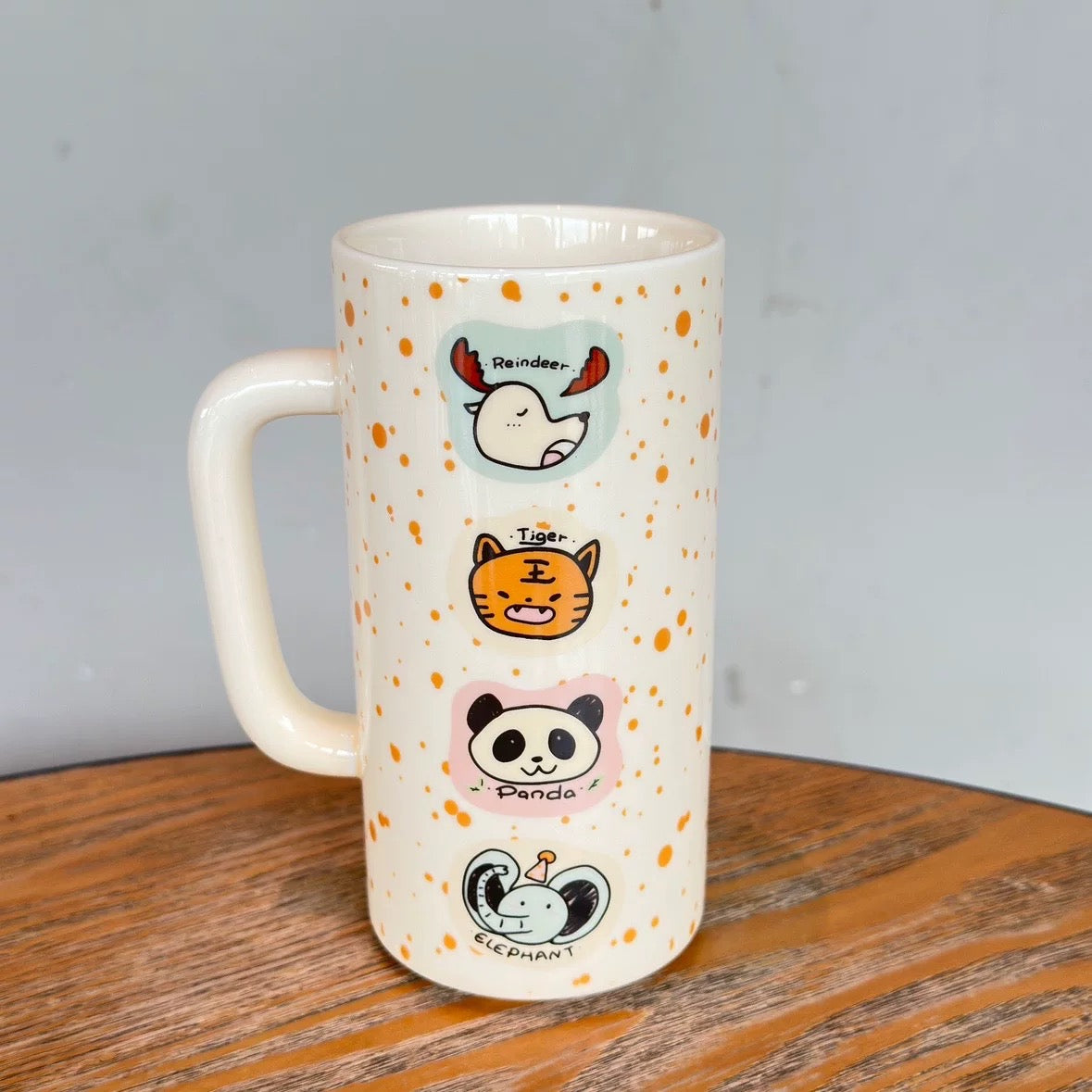 Large-capacity ceramic cups for animal parties