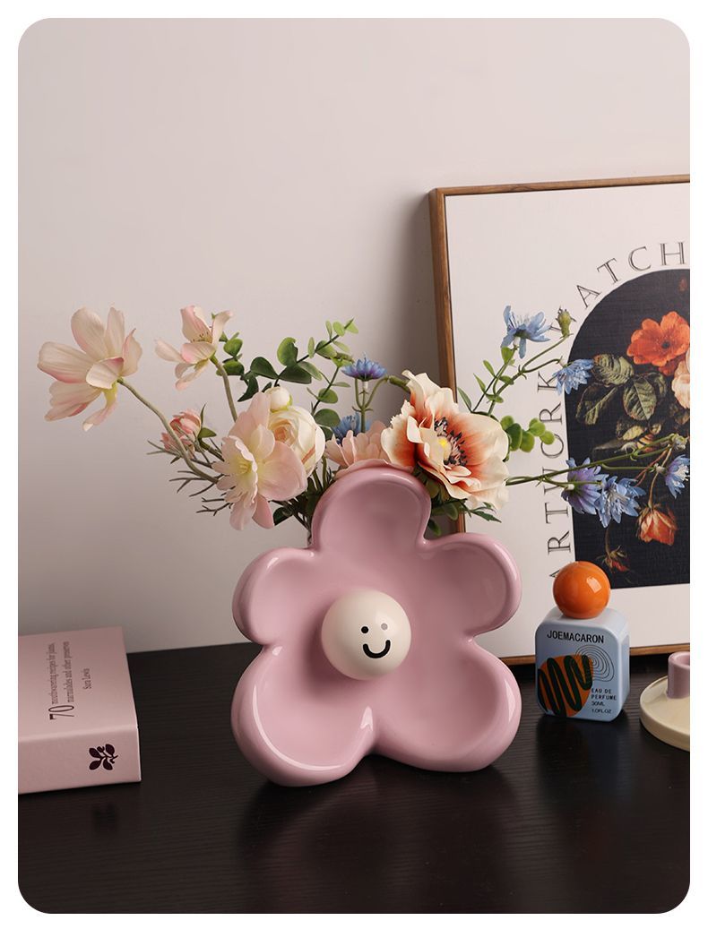 Desktop Flower Smiley Ceramic Vase