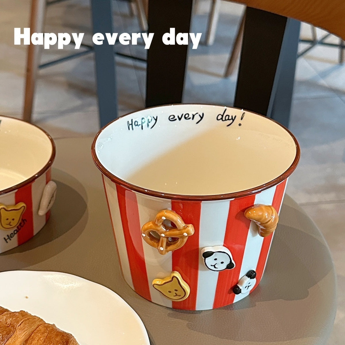 Striped button puppy French fries bowl