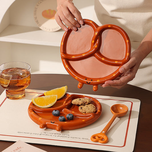 Creative Pretzel bread ceramic partition plate