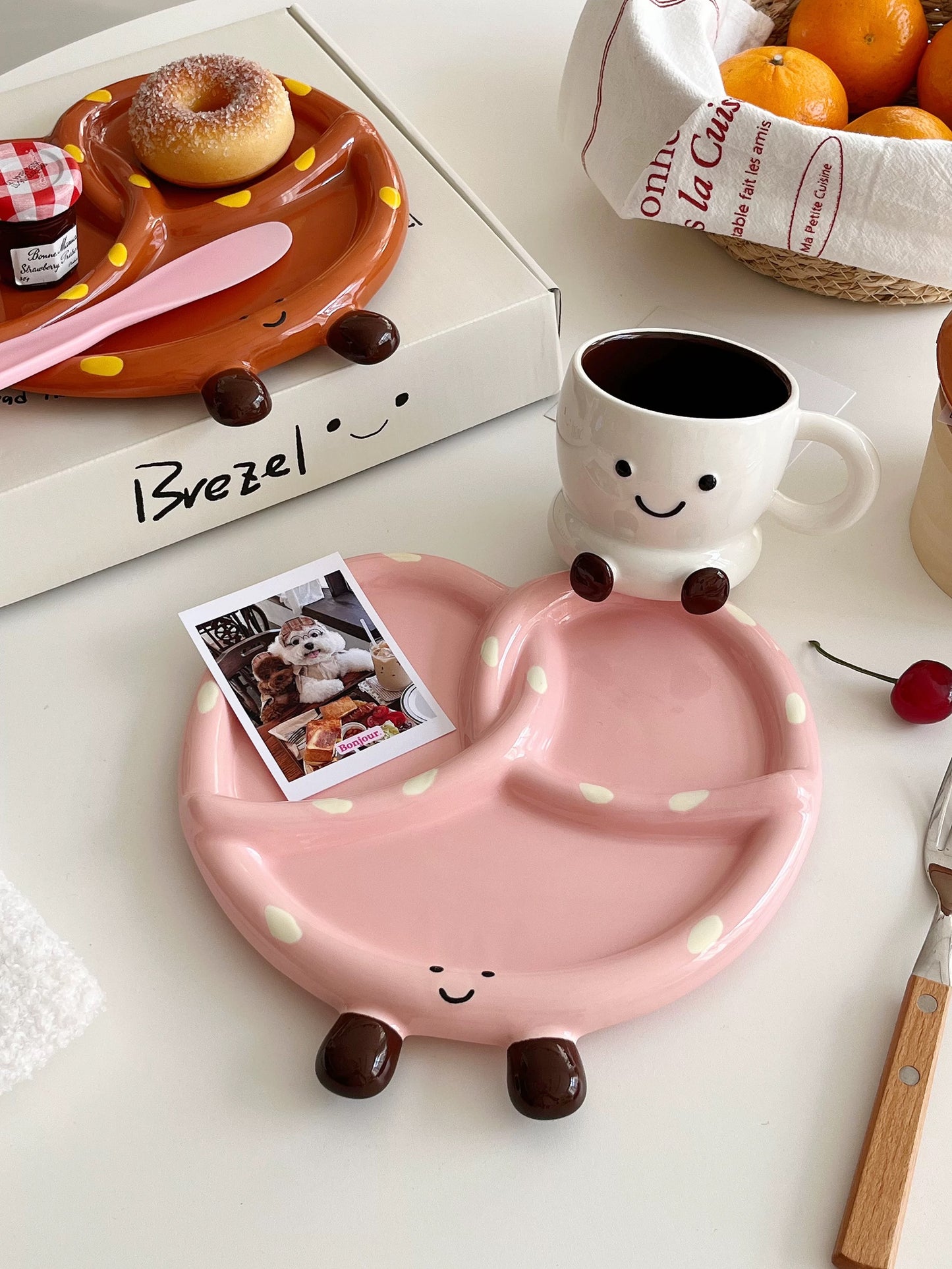 Korean Style Pink alkaline water bread divider plate foot mug