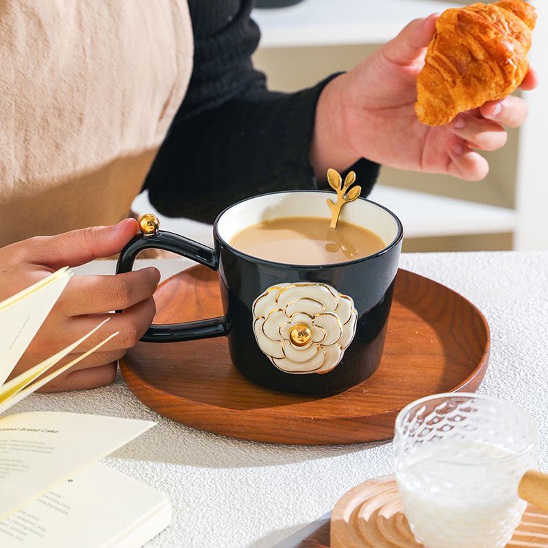 Romantic three-dimensional camellia ceramic mug